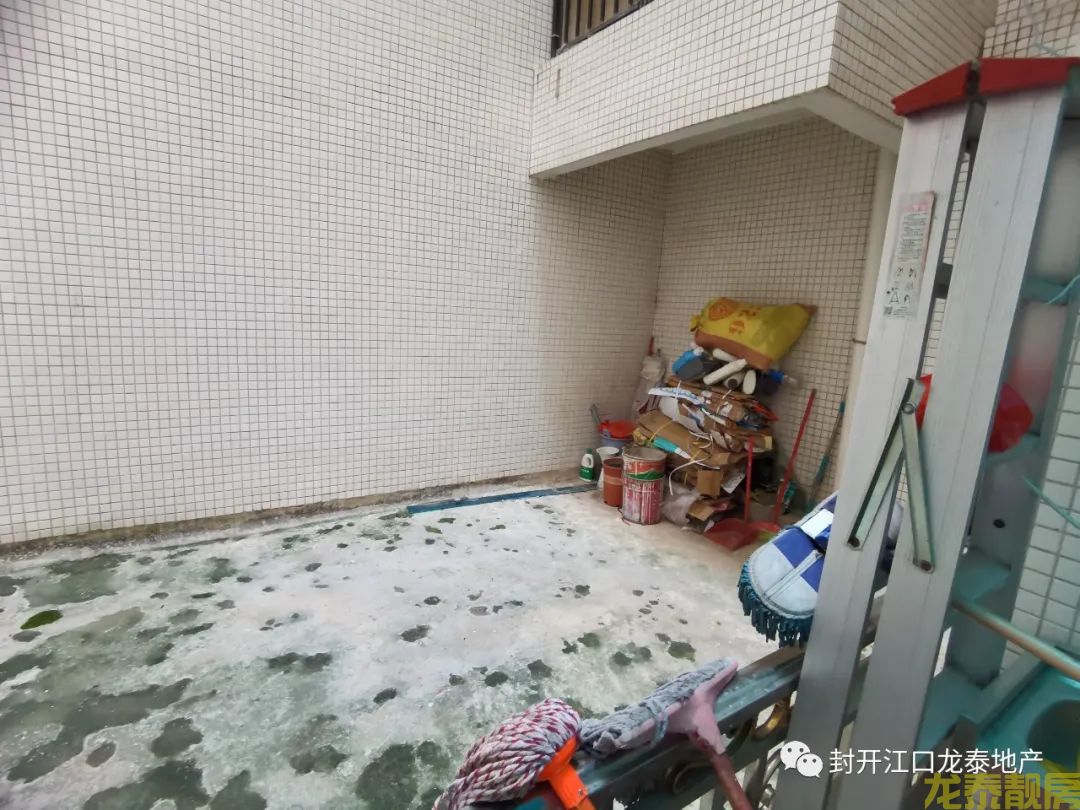 龙泉居3+1户型 送60方露台