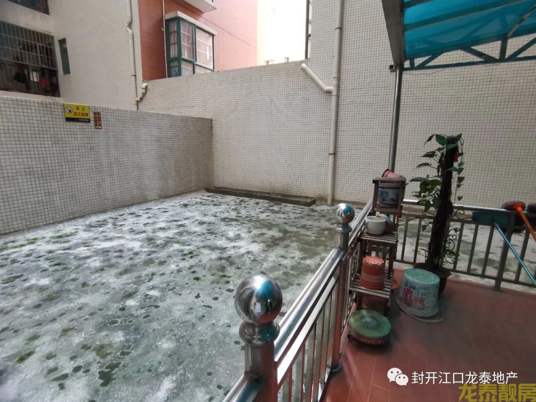 龙泉居3+1户型 送60方露台