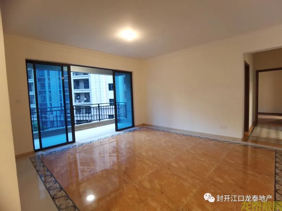 碧桂豪园4房户型全新装修未入住