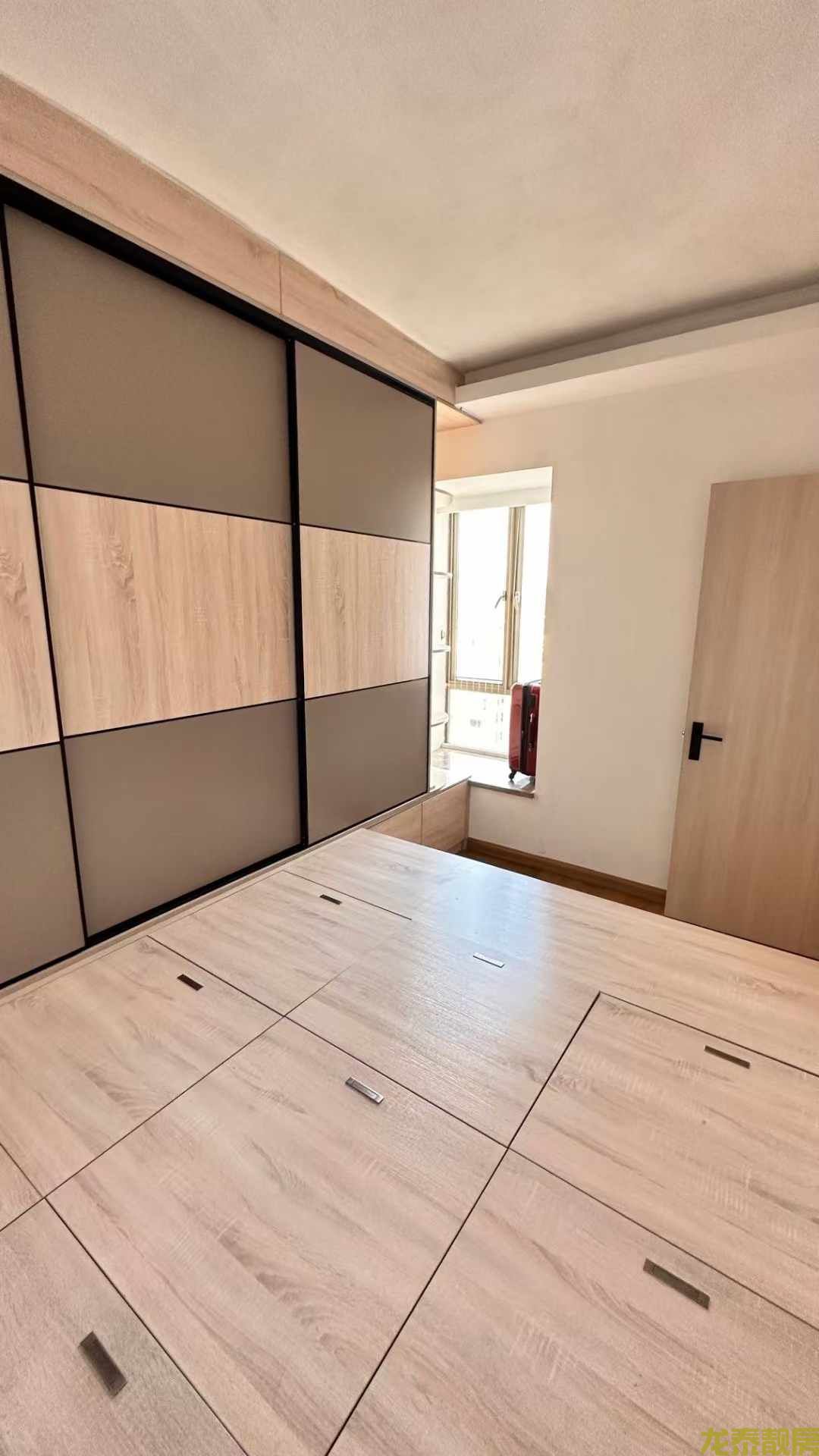 星河御景电梯高层小户型