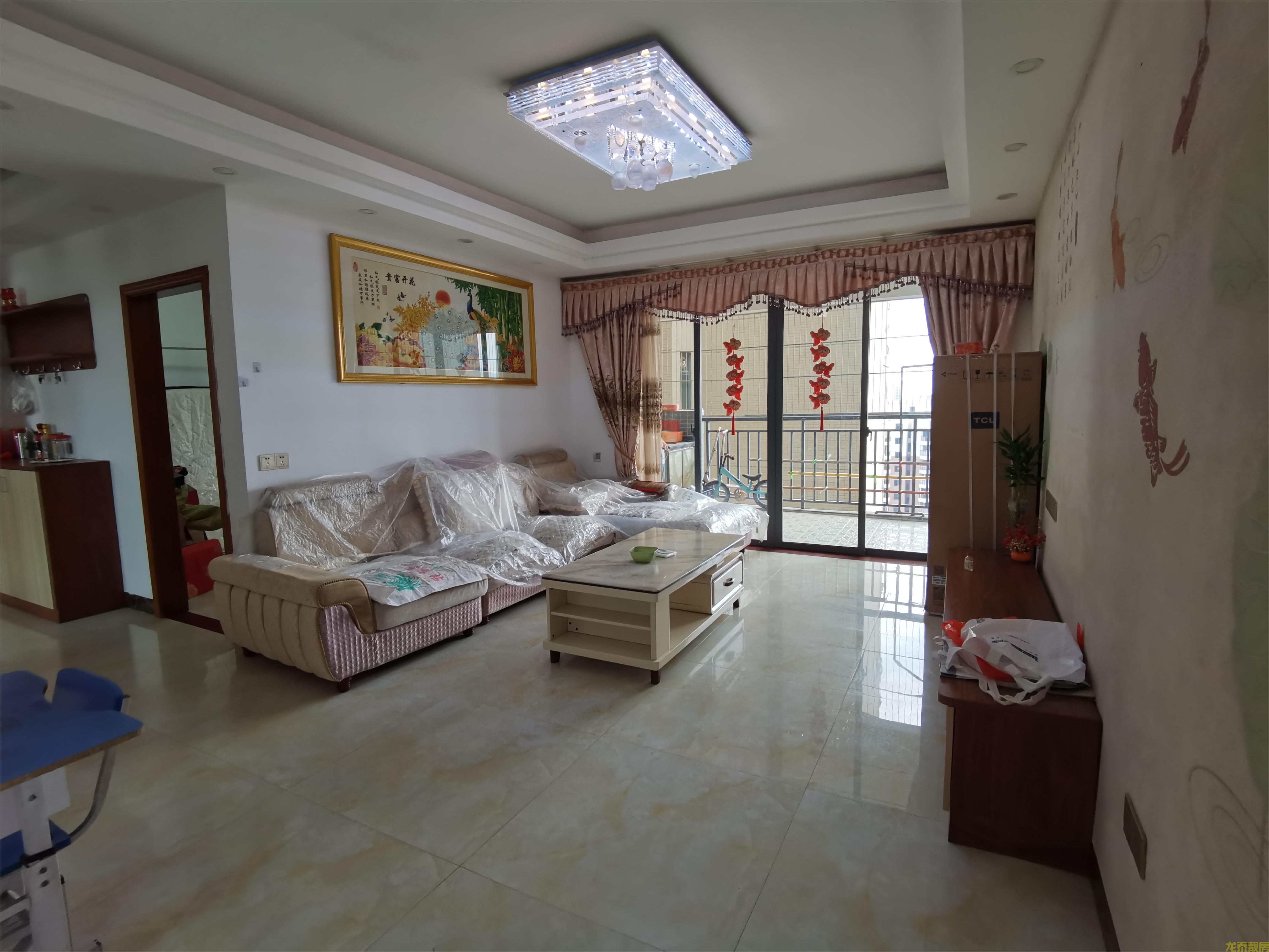 香槟一号电梯精装靓层4房